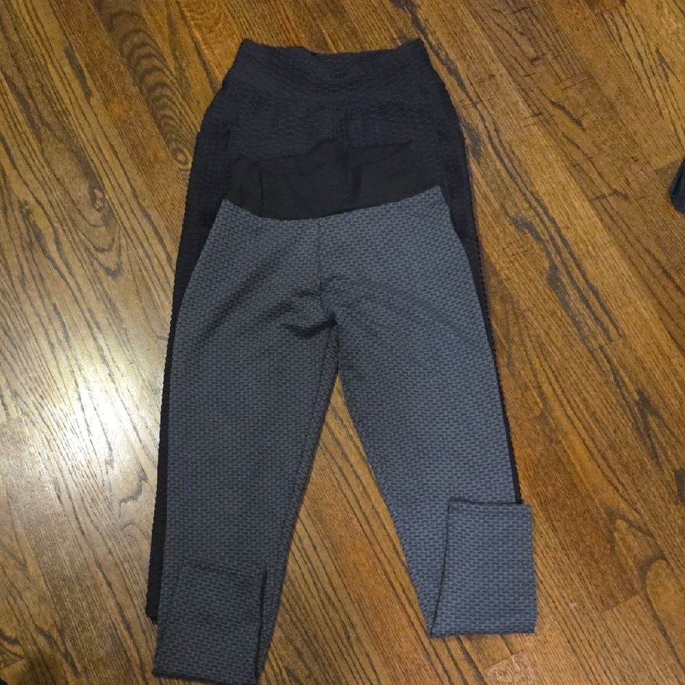 Stylish Black and Gray Leggings